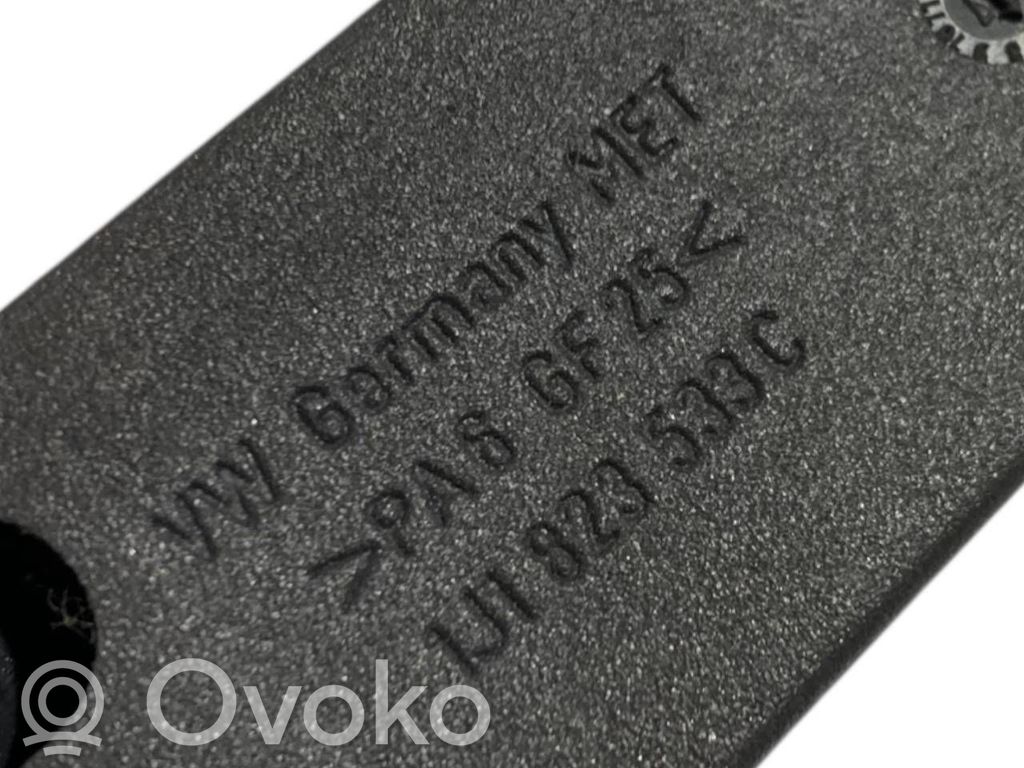 Dzinēja pārsega attaisīšanas rokturītis