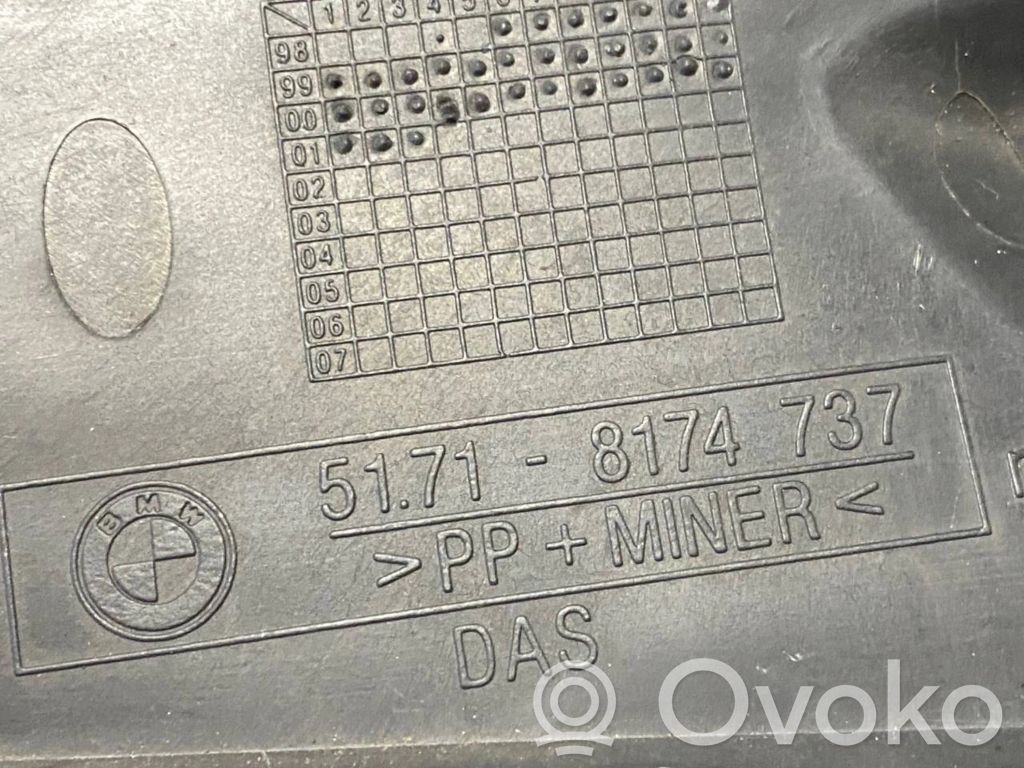 Другая часть двигателя