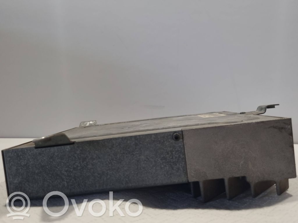 Sound amplifier