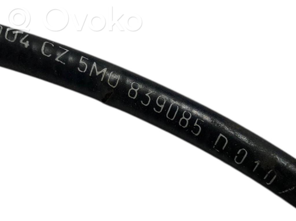 Aizmugurē slēdzene