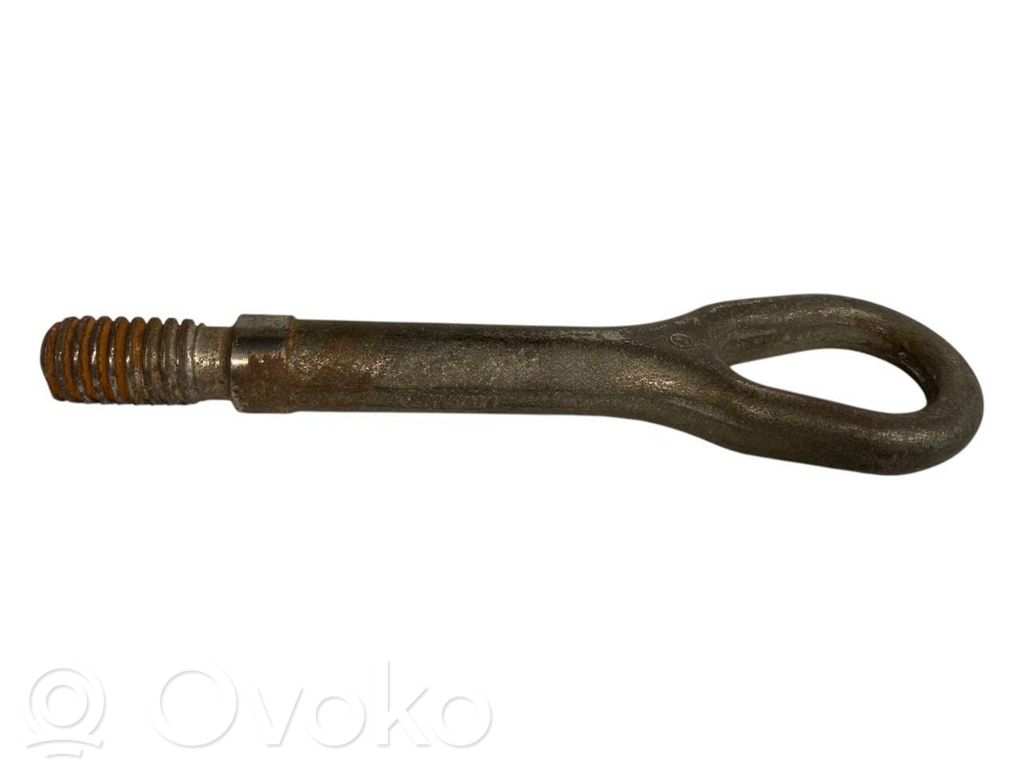 Буксировочный крюк