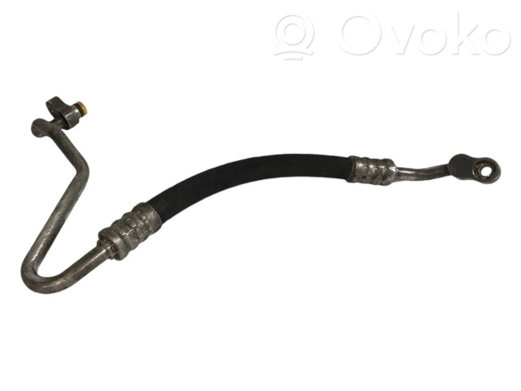 Air conditioner pipe(s) / hose(s)