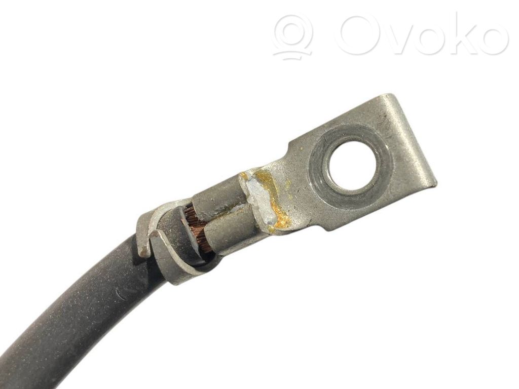 Отрицательный провод (аккумулятор)