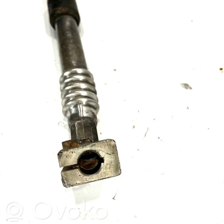 Stūresrata ass krustsavienojums