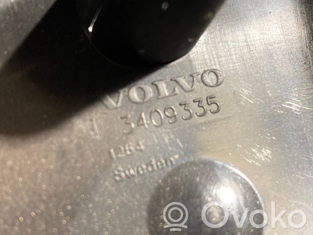 Stūres ass dekoratīvā apdare