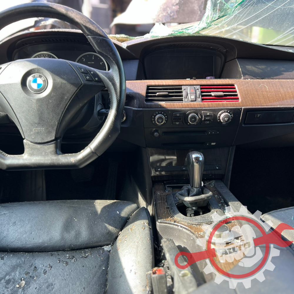 BMW 525d 2005.g.