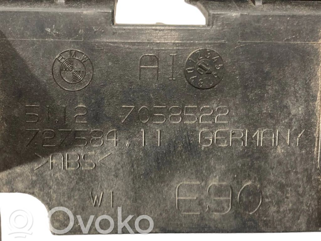 Aizmugurējā bufera montāžas kronšteins