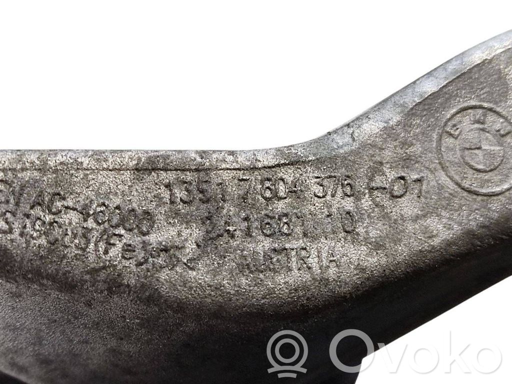 Degvielas sūkņa stiprinājums