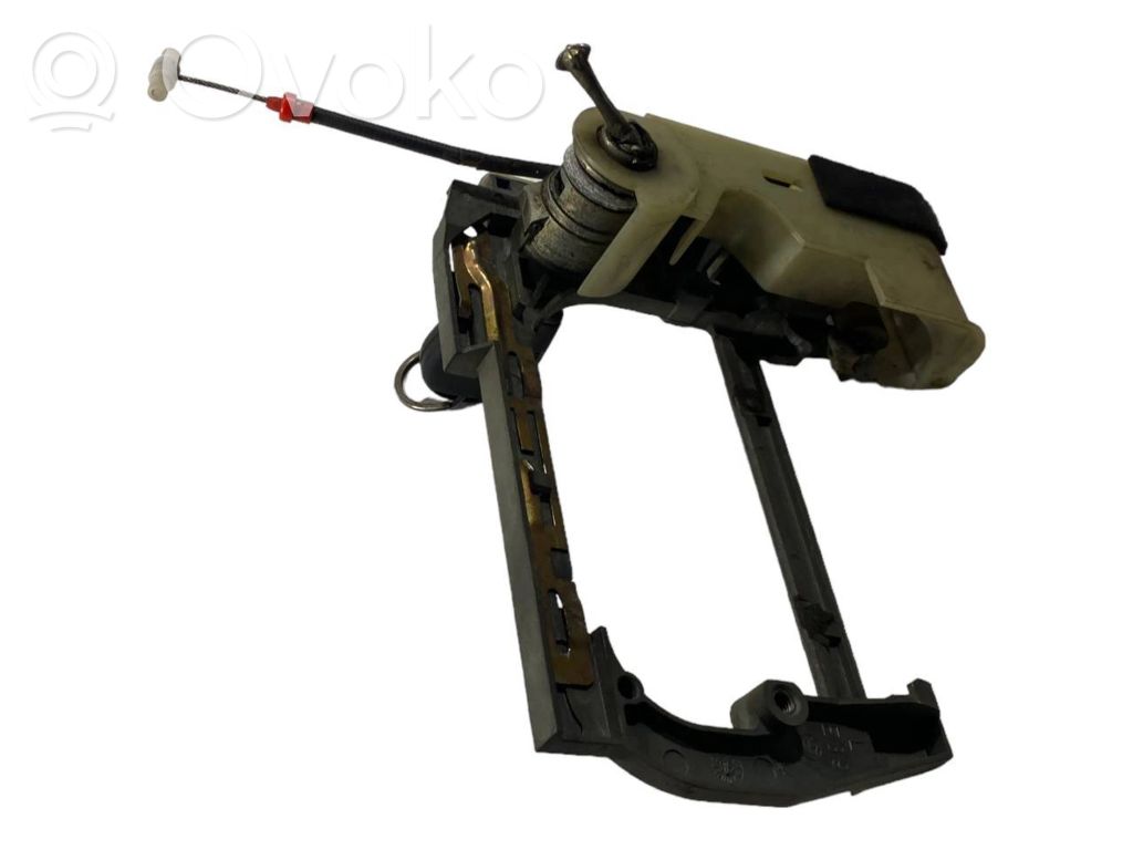 Holder/bracket for external opening handle at the front