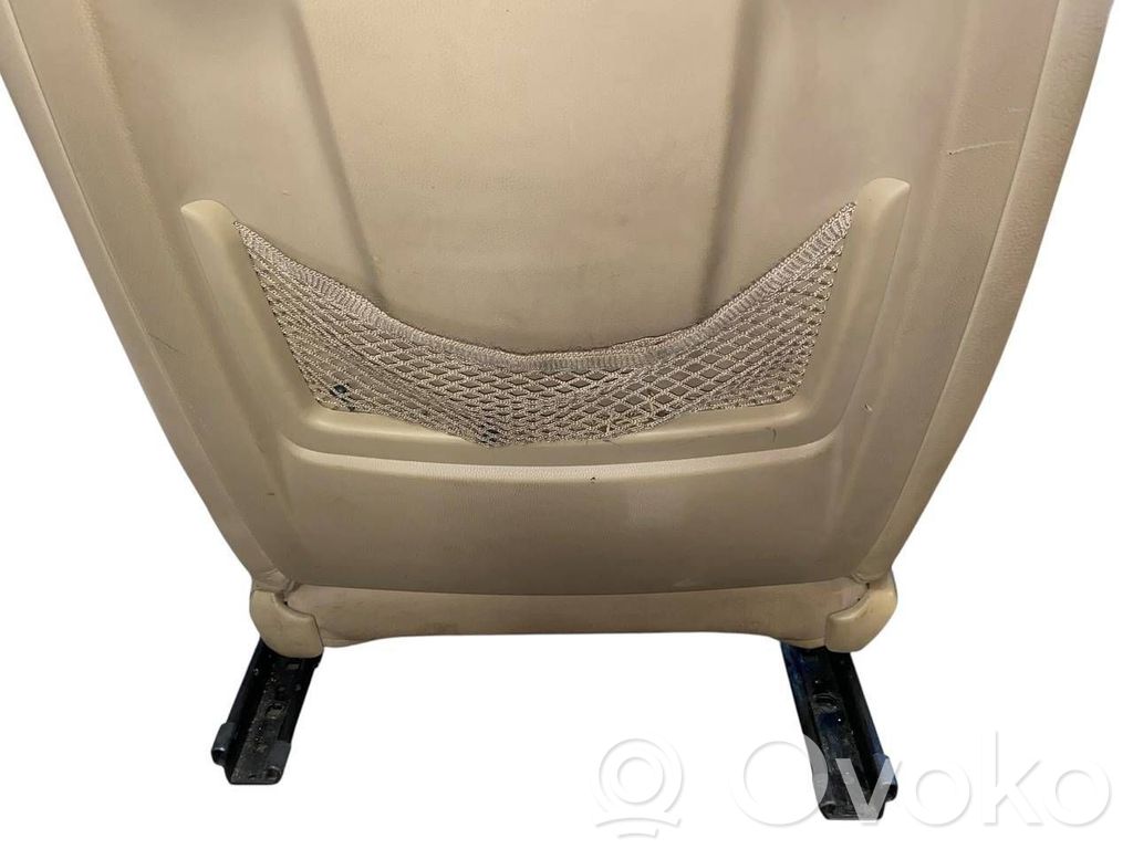 Salona daļu komplekts