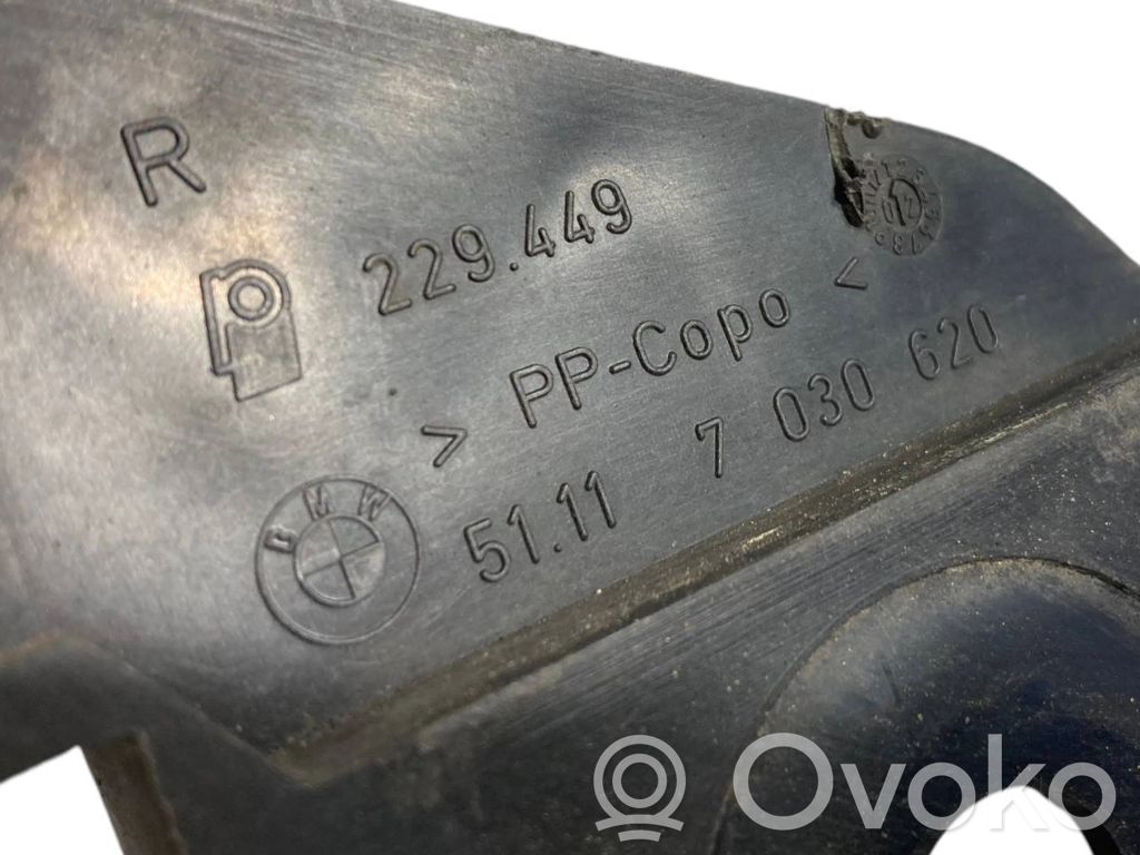 Priekšpusē bampera turētājs