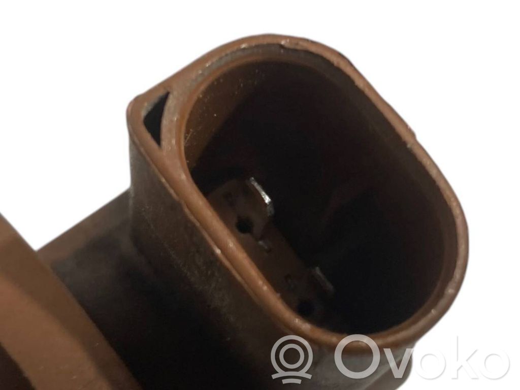 Priekšējā luktura detaļa