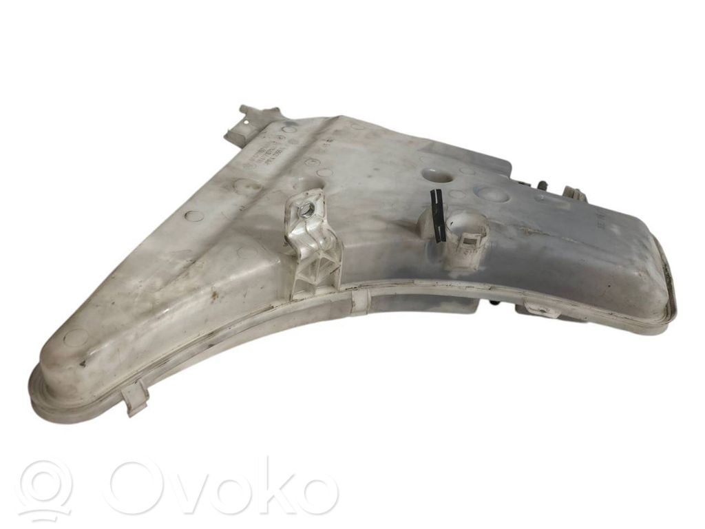 Window fluid tank
