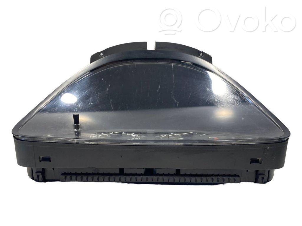 Speedometer (in the instrument panel)
