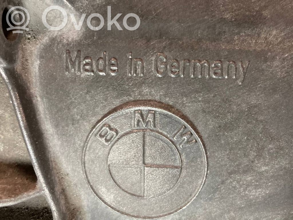 Mehāniska 6 ātrumu pārnesumkārba