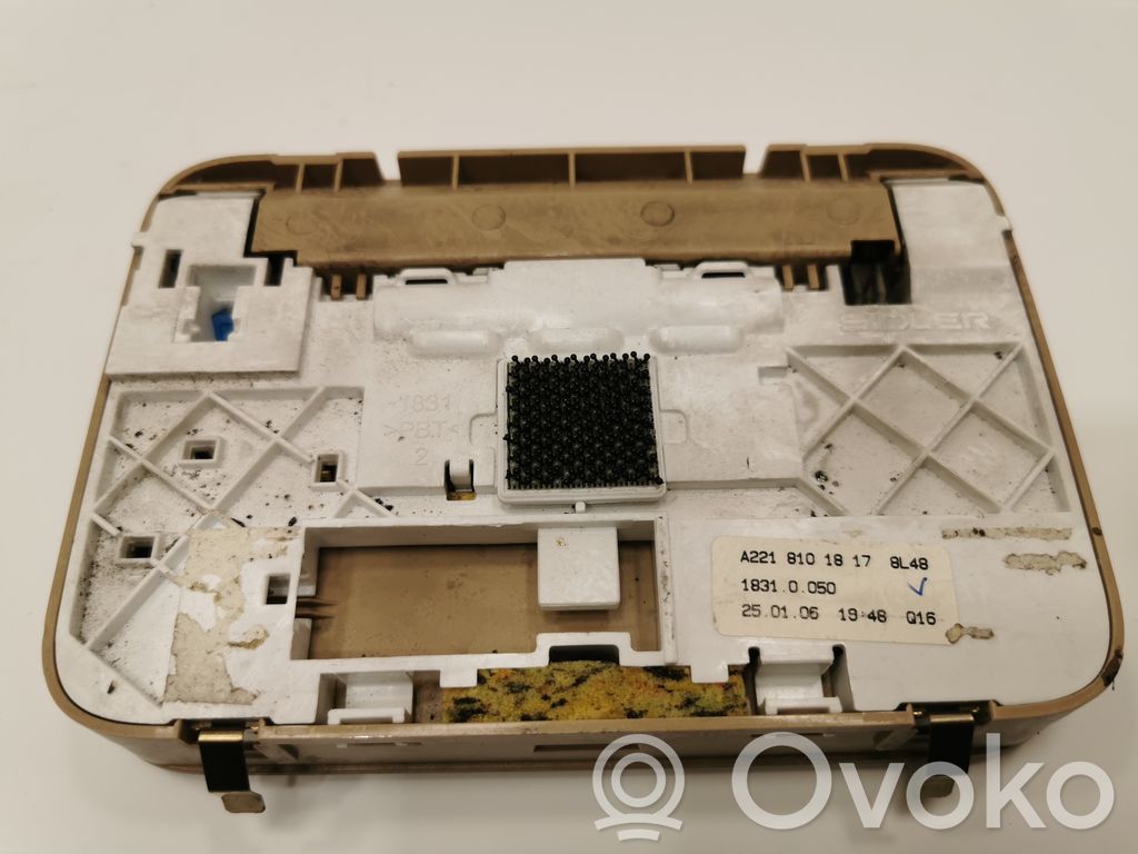 Aizmugurējo vietu apgaismojums