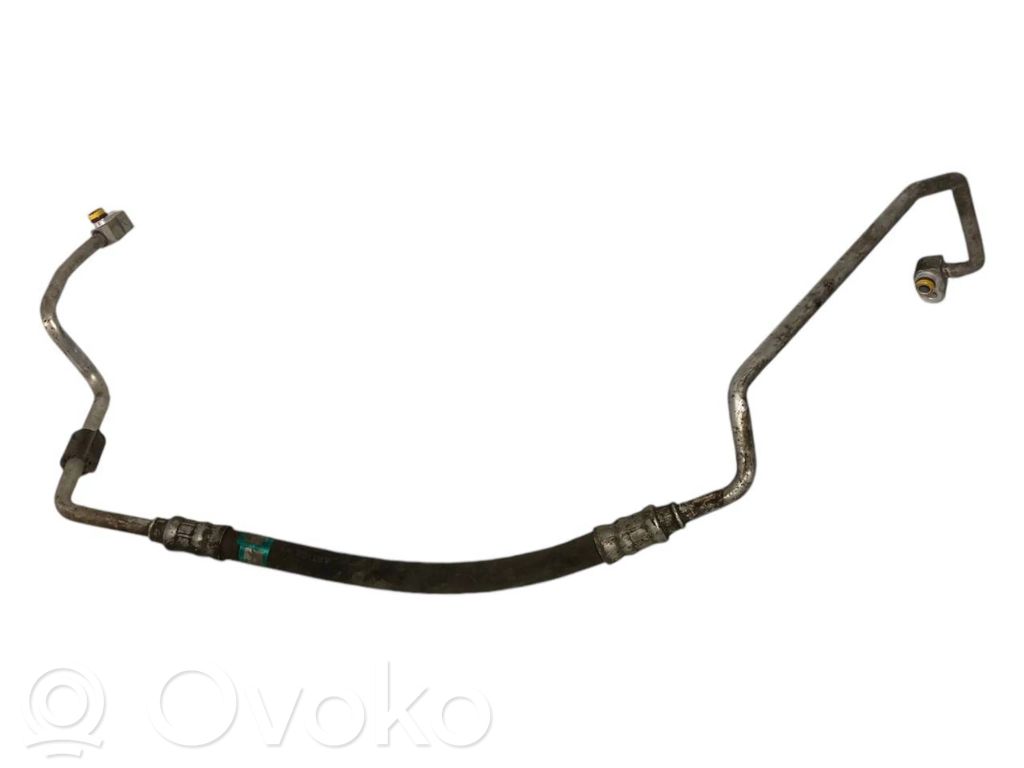 Air conditioner pipe(s) / hose(s)