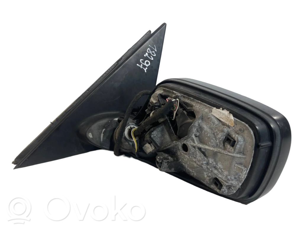 Mirror (electrically controlled)