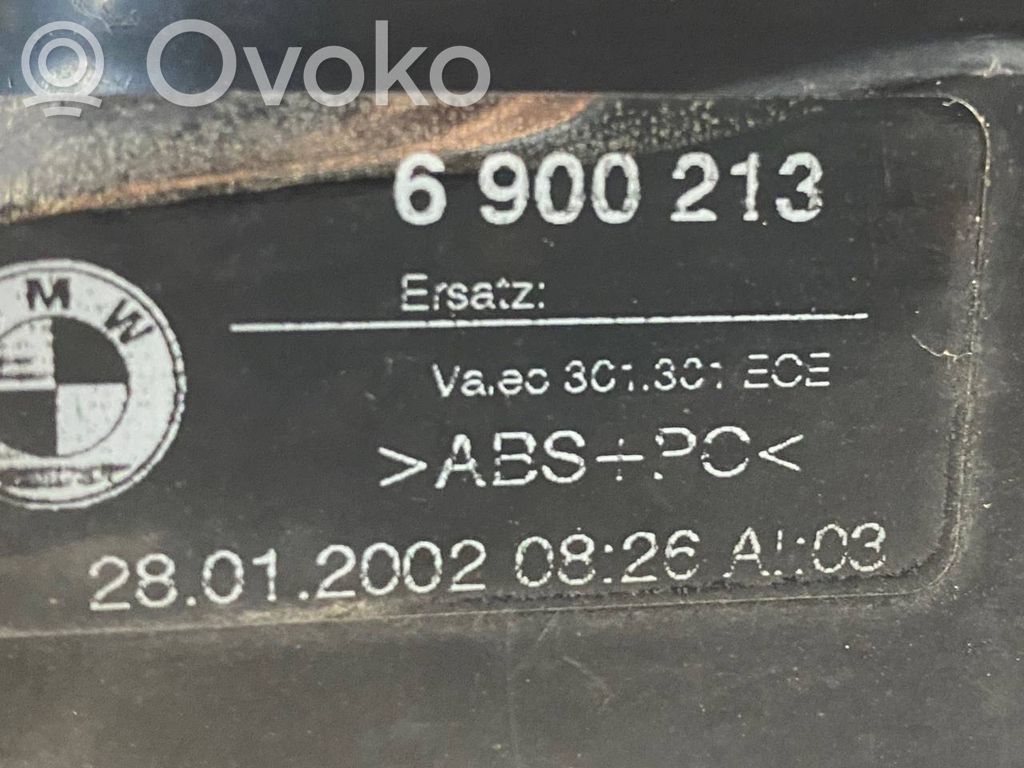 Aizmugurējais lukturis virsbūvē