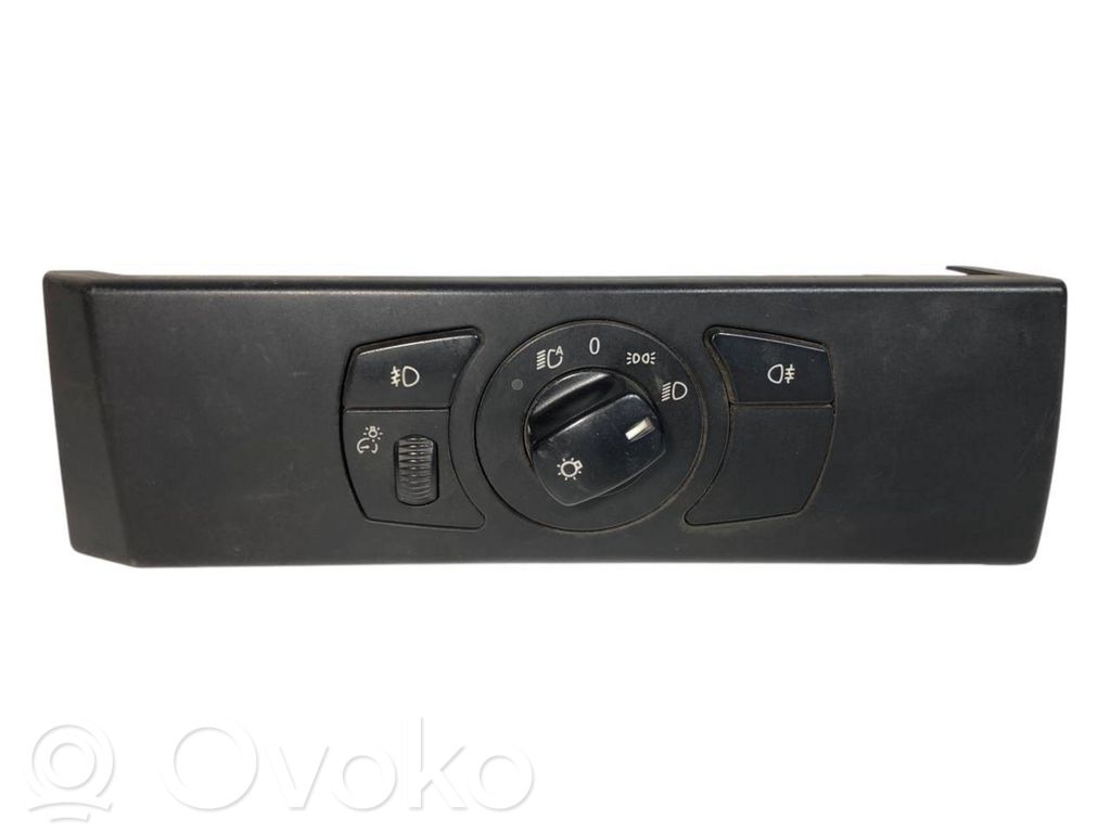 Headlight switch
