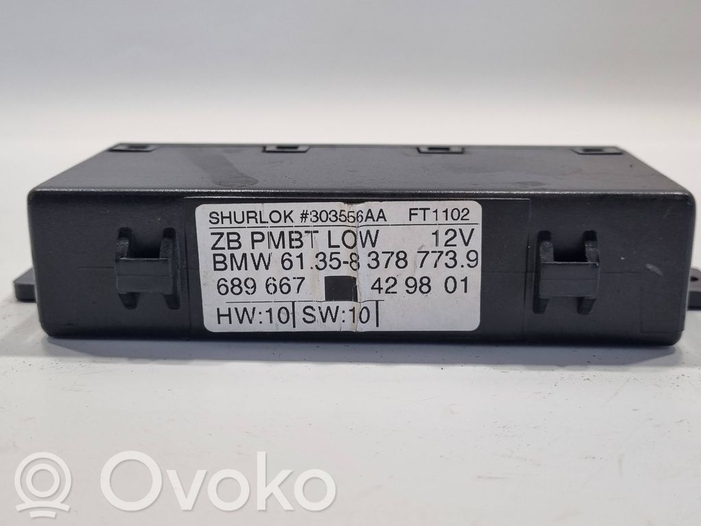 Durvju vadības bloks