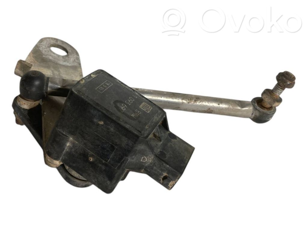 Augstuma sensors (priekšējo lukturu)