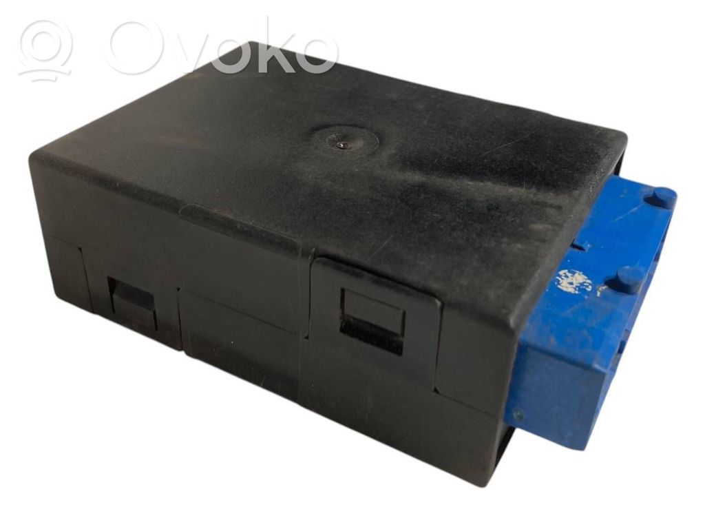 Window wiper relay