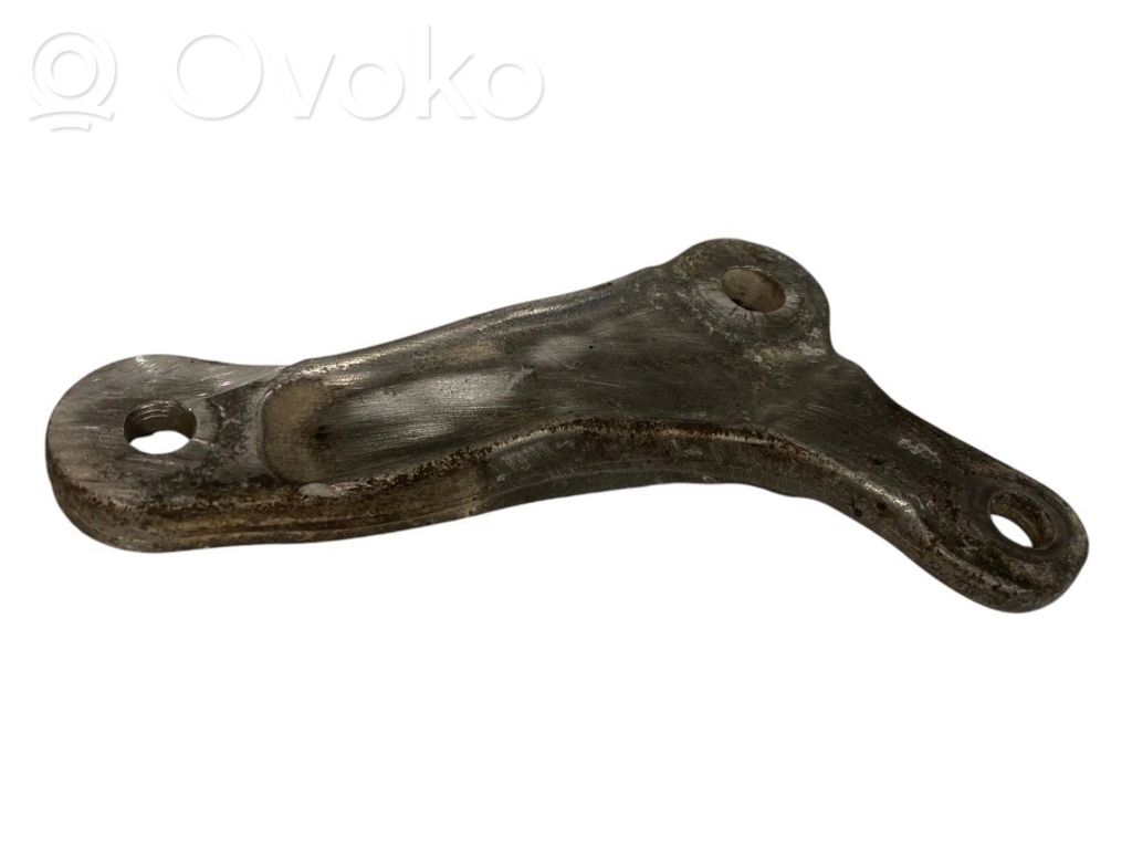 Stabilizatora stiprinājums (priekšā)