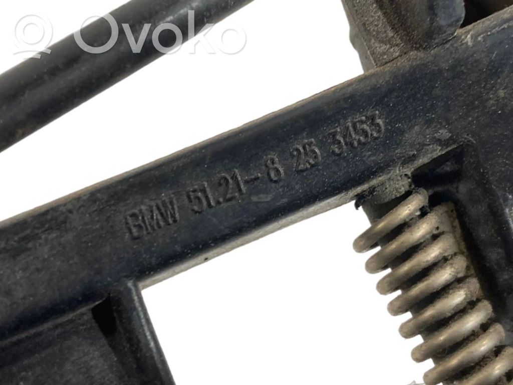 Держатель/кронштейн для внешней ручки открывания спереди