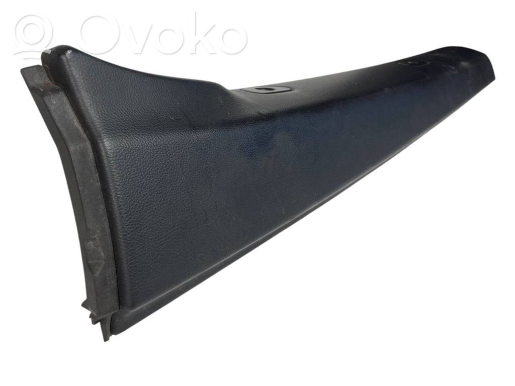 Sānu dekoratīvā apdare (pie loga)
