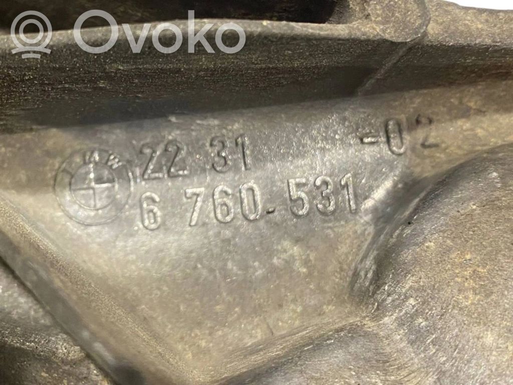 Кронштейн крепления трансмиссии