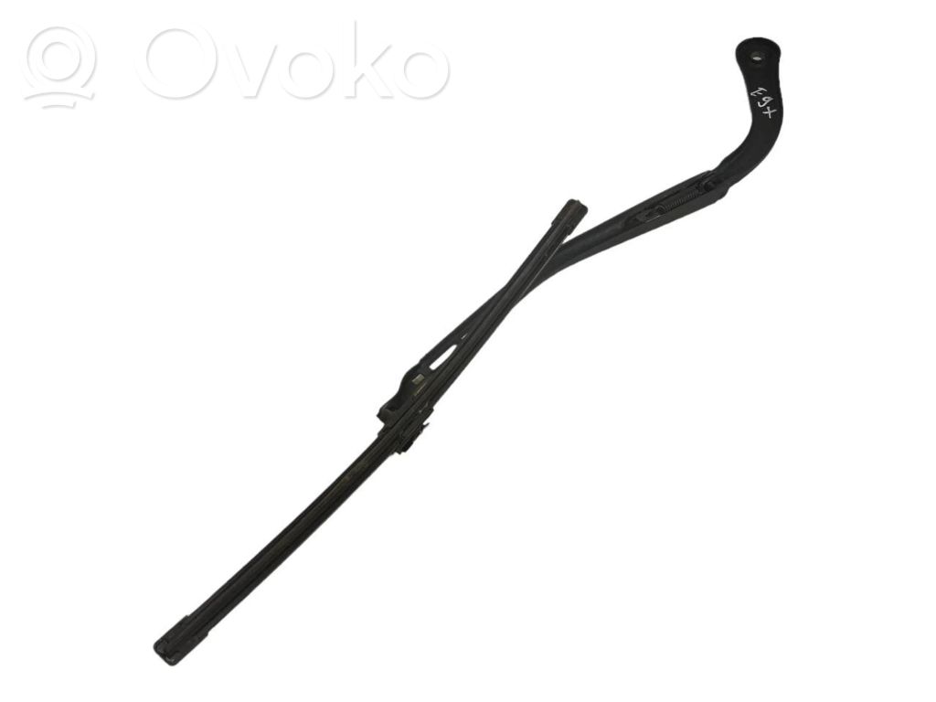 Windshield wiper arm