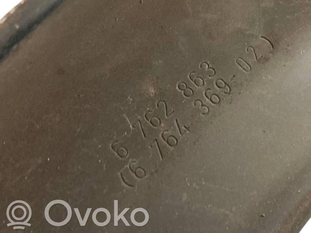 Aizmugurē riteņa rumbas vārpstas šarnīrs (stupica, capfa)