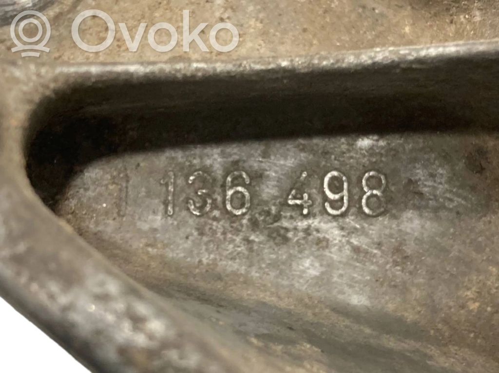 Кронштейн крепления трансмиссии