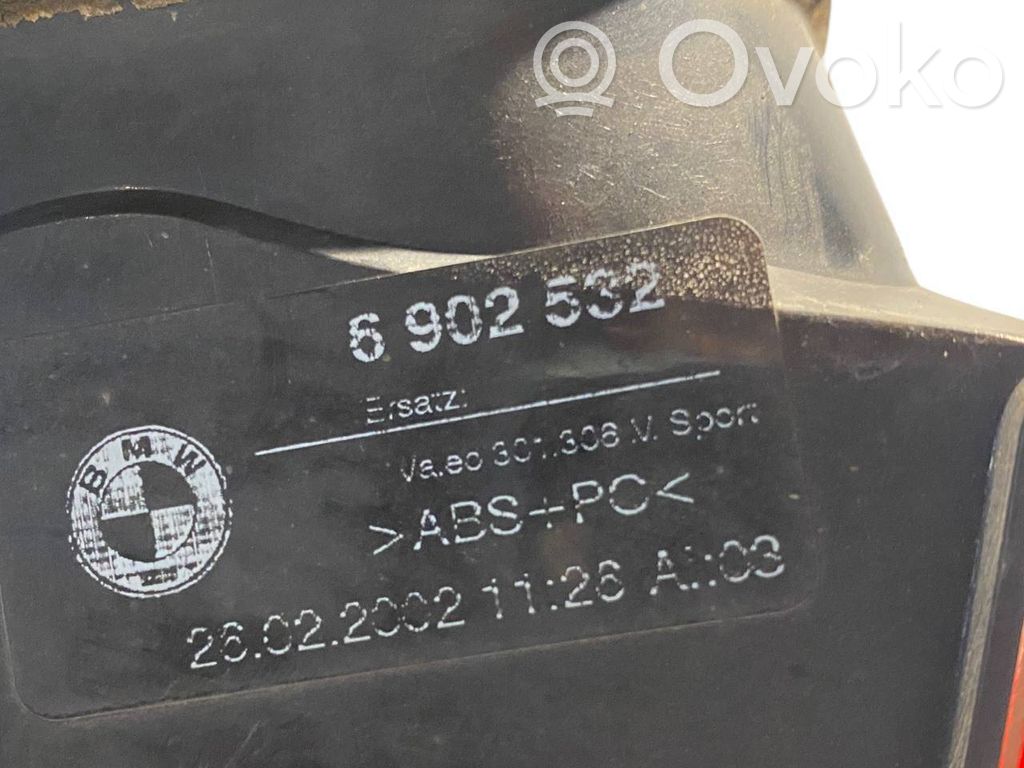 Aizmugurējais lukturis virsbūvē