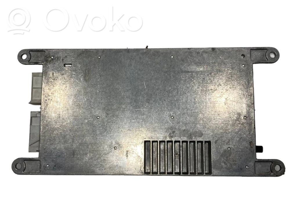 Tālruņa vadības bloks