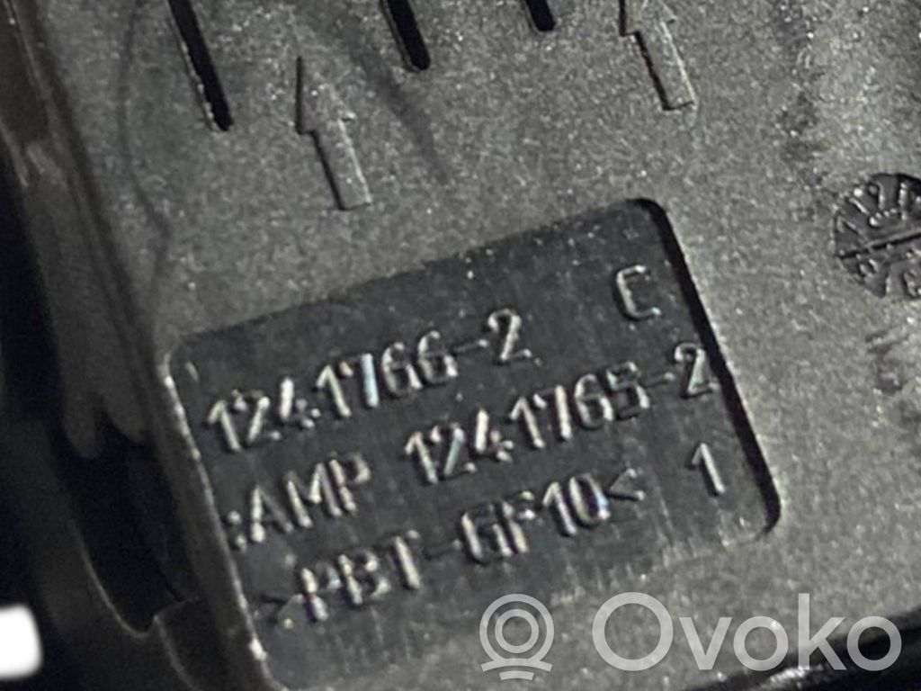 Skaņas sistēmas elektroinstalācija (vadi)