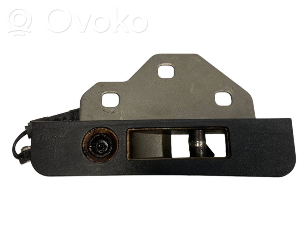 Roof lock