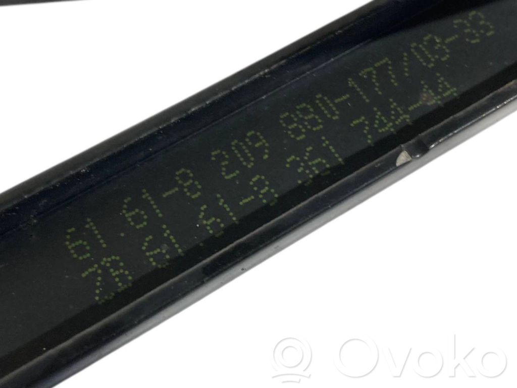 Рычаг стеклоочистителя