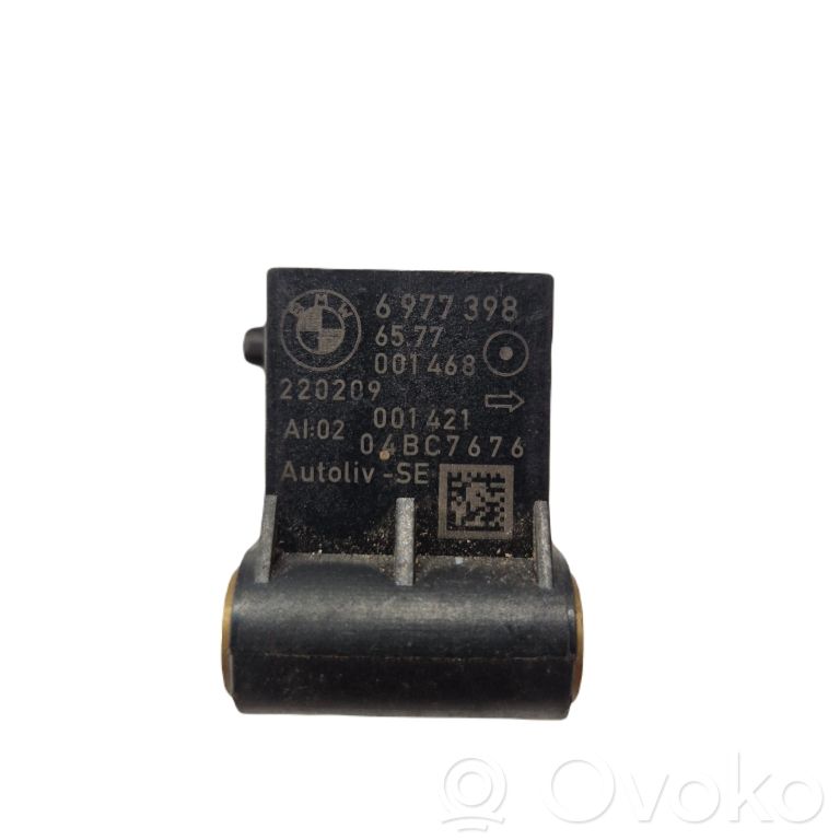 Airbag impact sensor