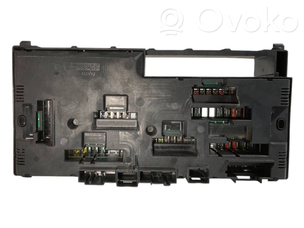 Fuse block