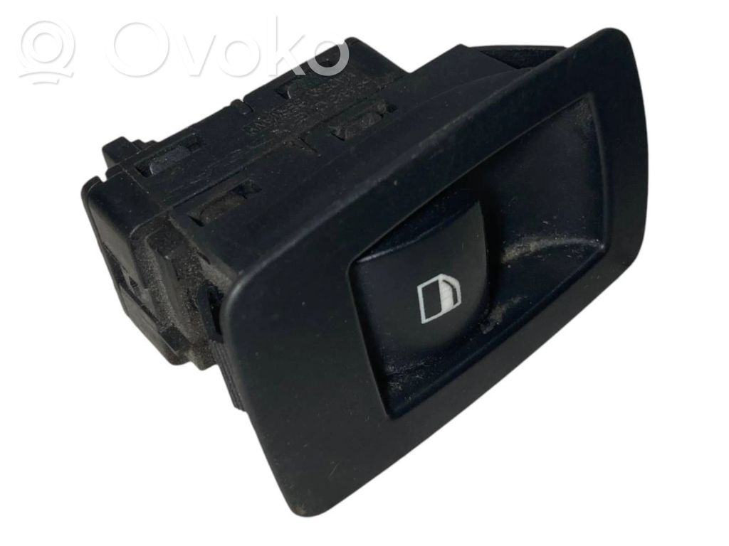 Power window switch