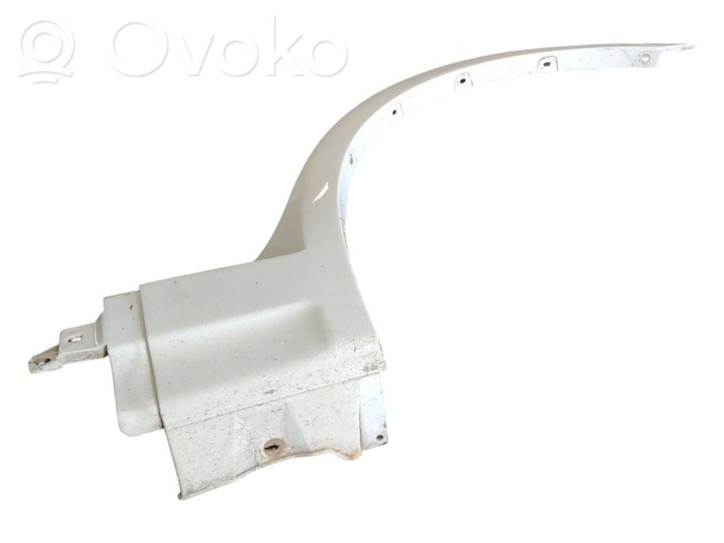 Front arch trim