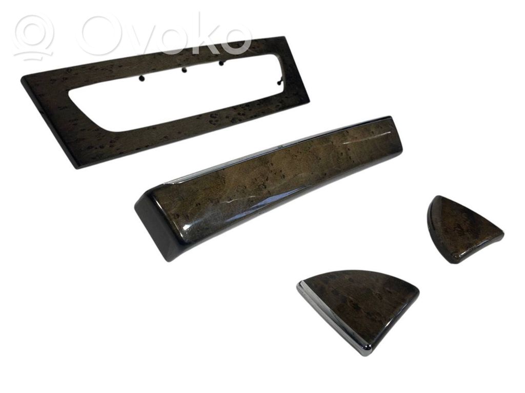 Salona dekoratīvās apdares komplekts