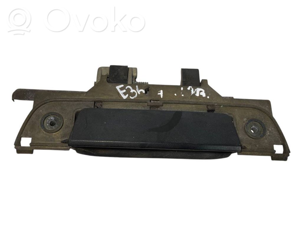 External opening handle