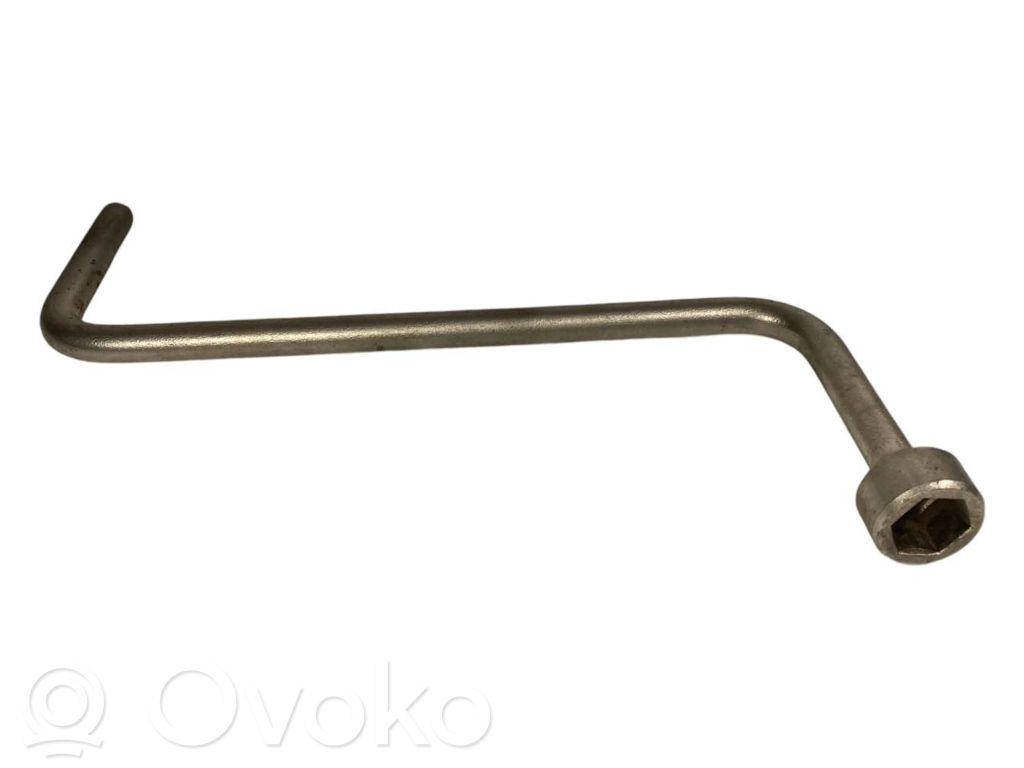 Балонный ключ