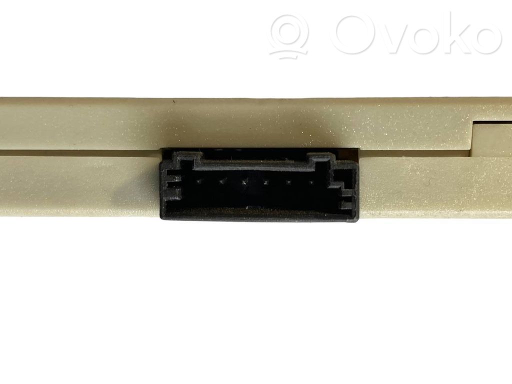 Antenna amplifier