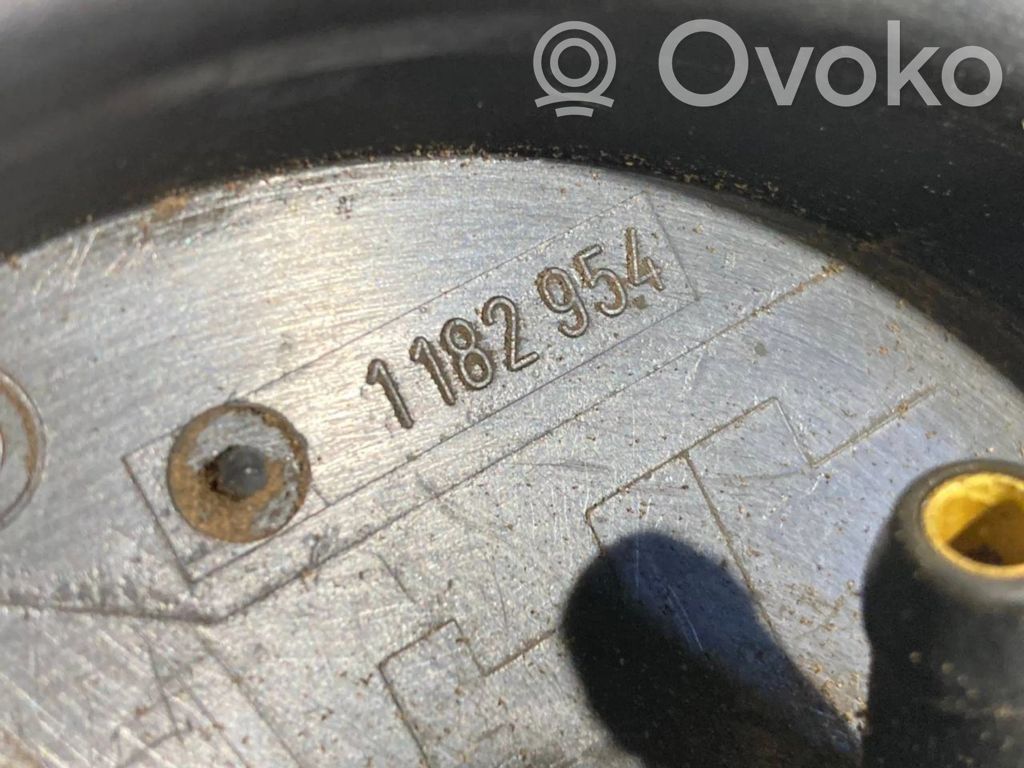 Fuel pump (in the fuel tank)