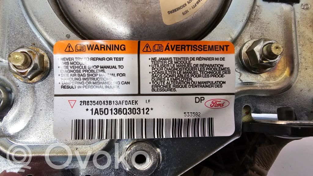 Stūres drošības spilvens