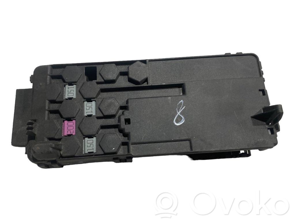 Positive wire connection assembly